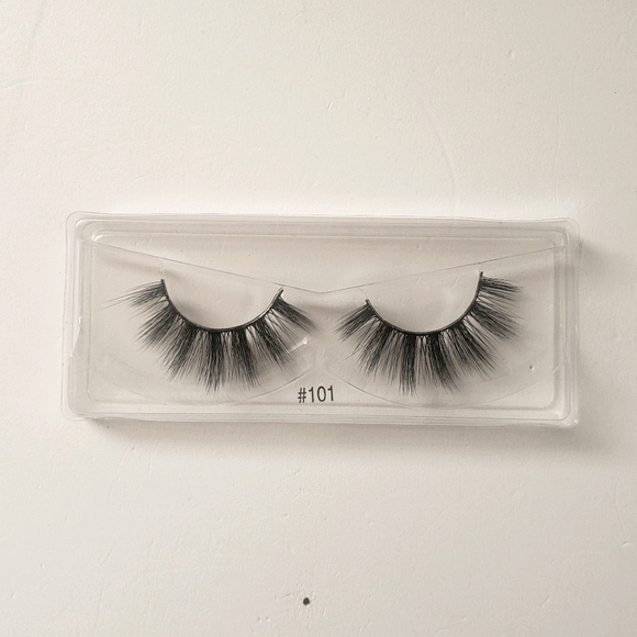 ⭐4/$15 Faux Mink Lashes Player 1 - Picture 2 of 6